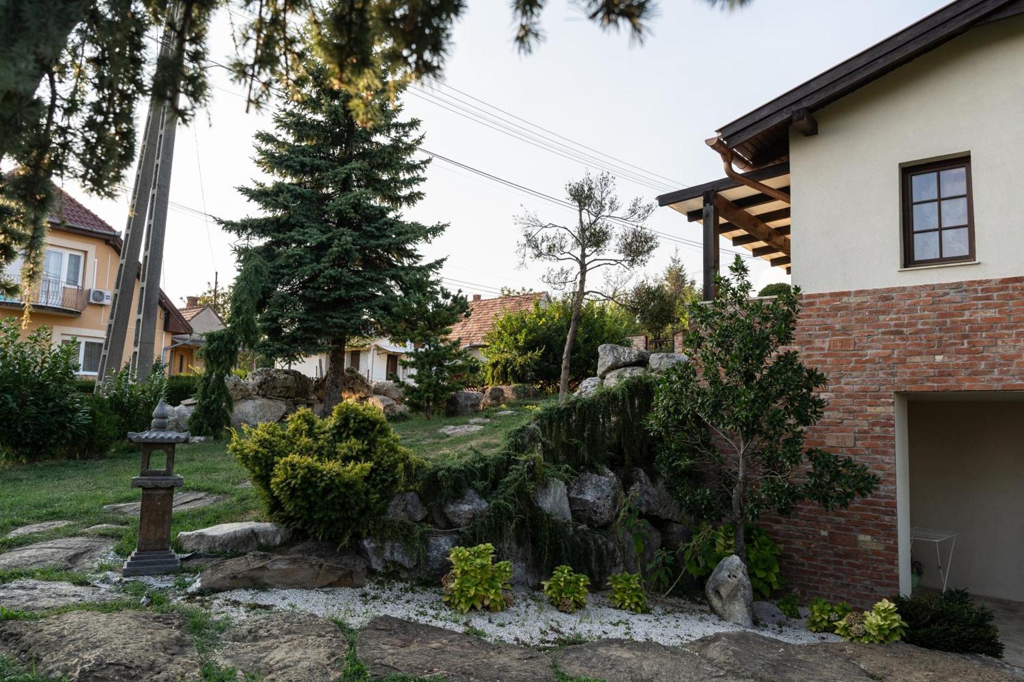 Villa Garden Zalaegerszeg Eksteriør billede
