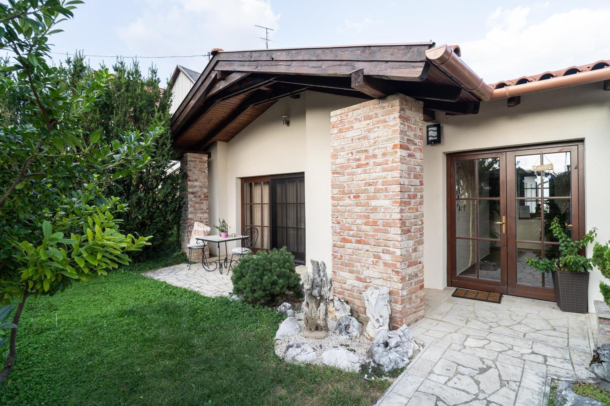Villa Garden Zalaegerszeg Eksteriør billede